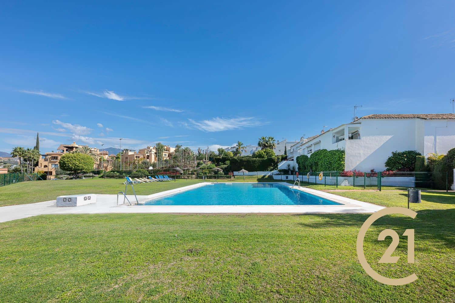 2 sovrum Lägenhet till salu i New Golden Mile med pool garage - 259 000 € (Ref: 9598599)