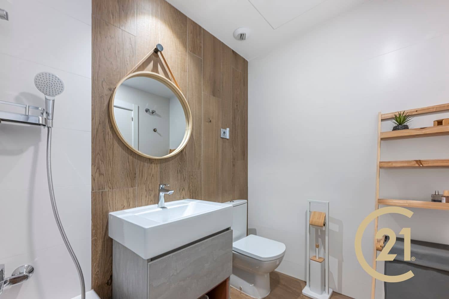 3 soverom Leilighet til salgs i Malaga by med svømmebasseng garasje - € 680 000 (Ref: 9627062)