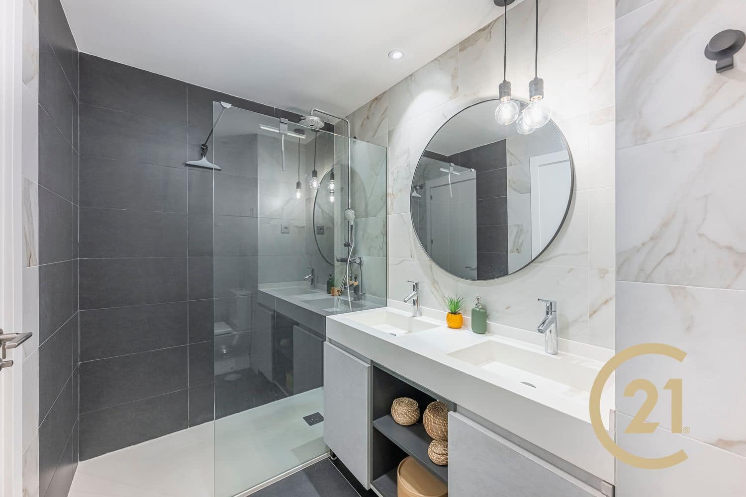 3 soverom Leilighet til salgs i Malaga by med svømmebasseng garasje - € 680 000 (Ref: 9627062)