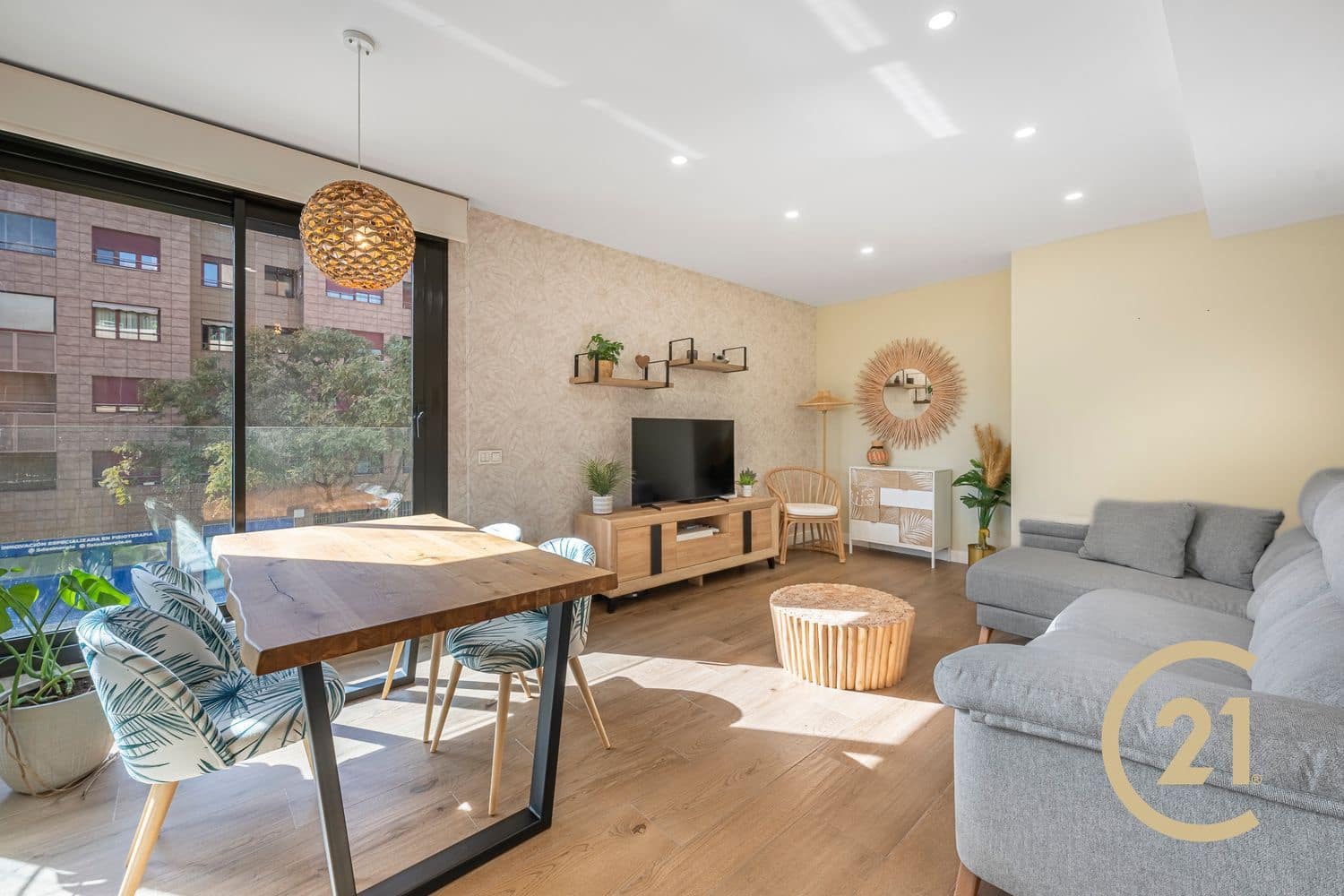 3 soverom Leilighet til salgs i Malaga by med svømmebasseng garasje - € 680 000 (Ref: 9627062)