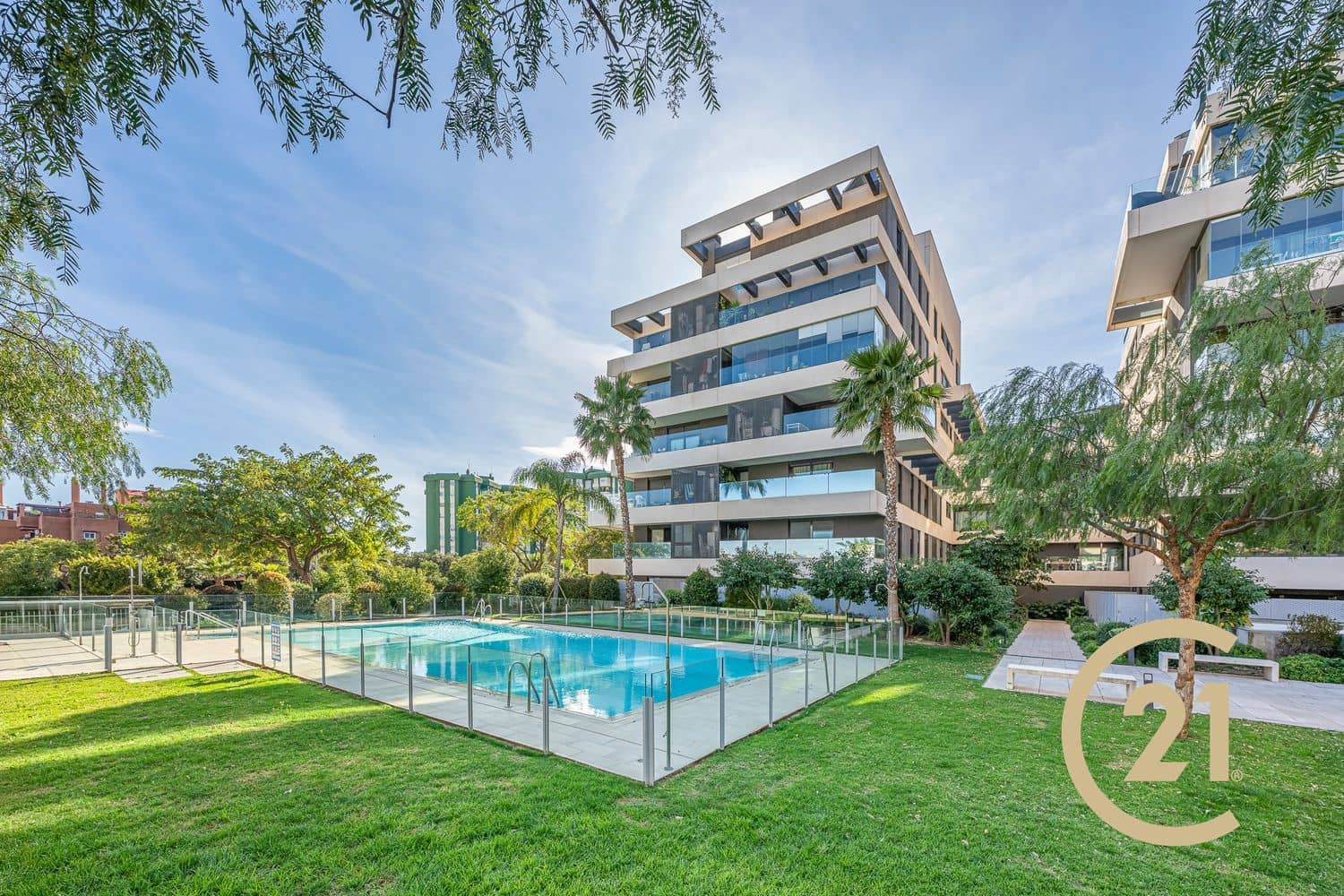 3 soverom Leilighet til salgs i Malaga by med svømmebasseng garasje - € 680 000 (Ref: 9627062)