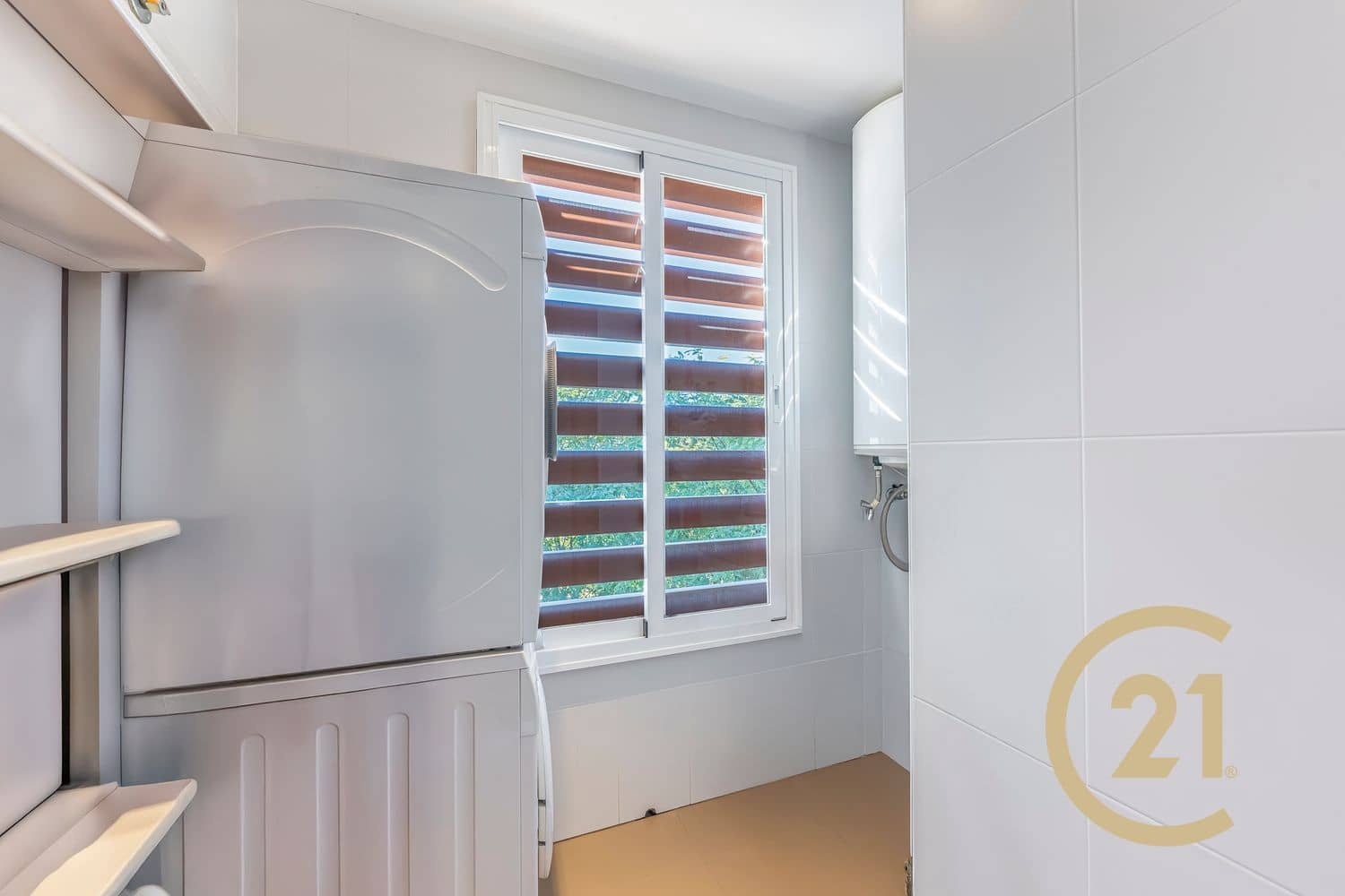 2 soverom Leilighet til salgs i Benahavis med svømmebasseng garasje - € 680 000 (Ref: 9629744)