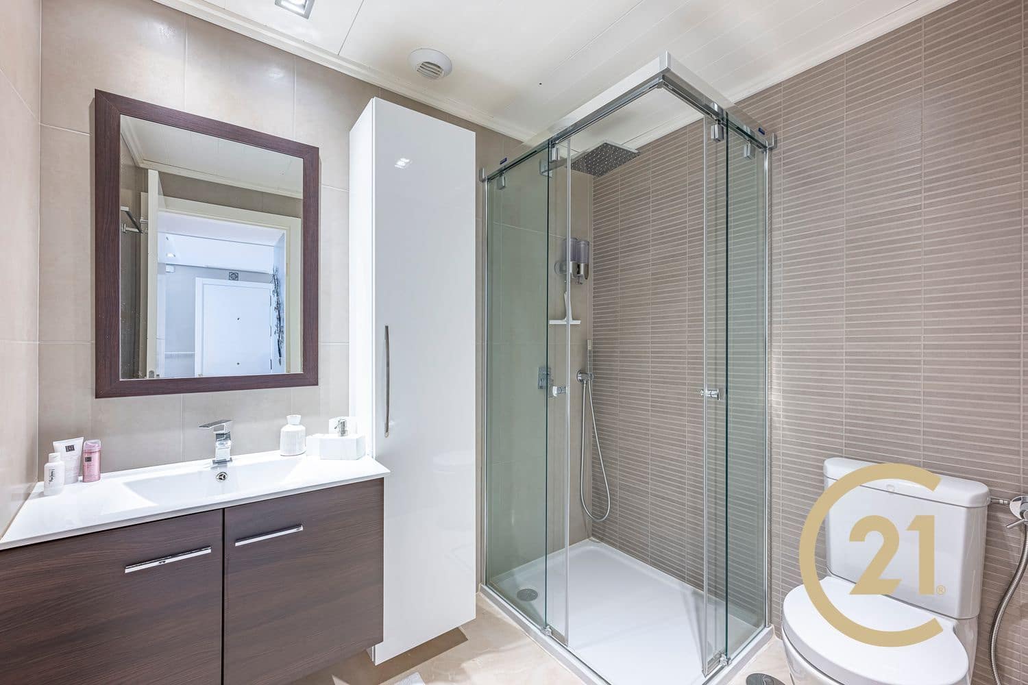 2 soverom Leilighet til salgs i Benahavis med svømmebasseng garasje - € 680 000 (Ref: 9629744)