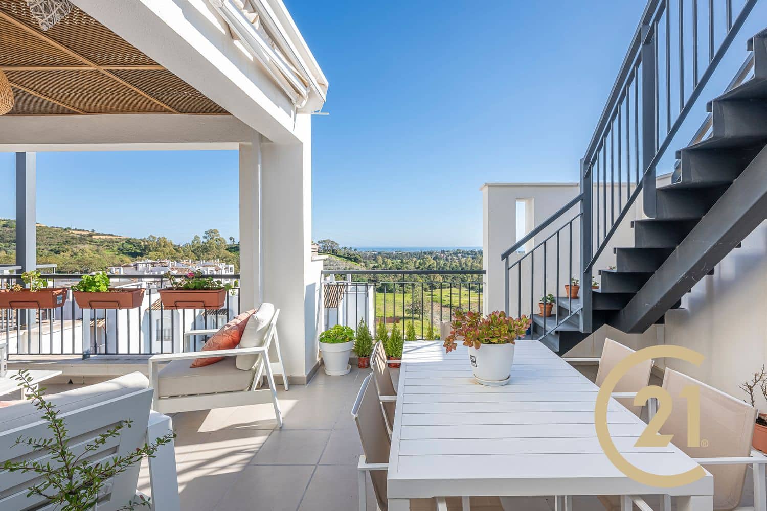 2 soverom Leilighet til salgs i Benahavis med svømmebasseng garasje - € 680 000 (Ref: 9629744)