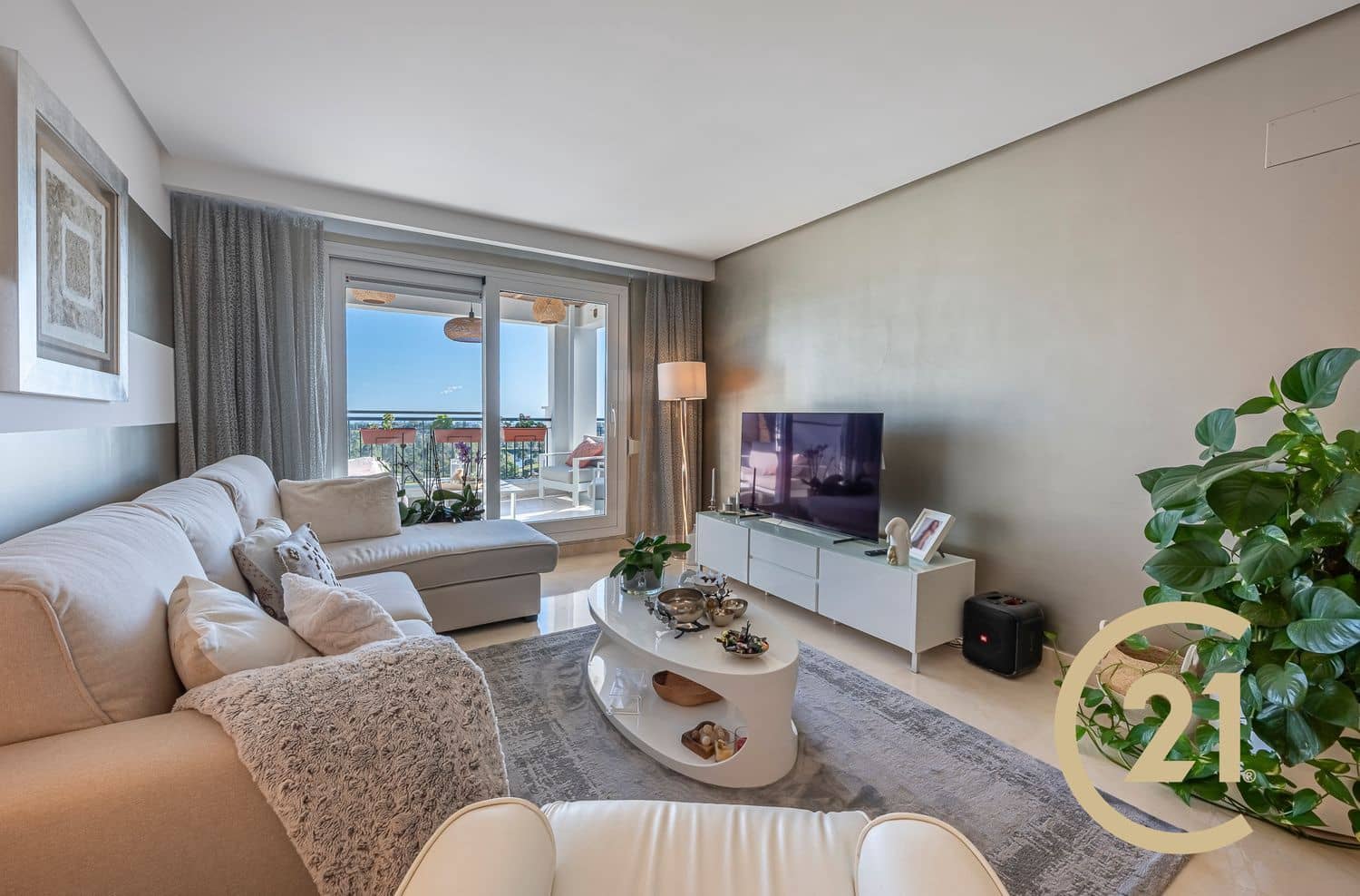 2 soverom Leilighet til salgs i Benahavis med svømmebasseng garasje - € 680 000 (Ref: 9629744)