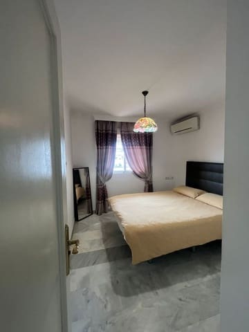 2 quarto Apartamento para arrendar em Los Jardines de Marbella - La Ermita, Marbella com piscina garagem - 1 700 € (Ref: 9658183)