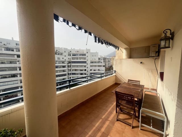 2 quarto Apartamento para arrendar em Los Jardines de Marbella - La Ermita, Marbella com piscina garagem - 1 700 € (Ref: 9658183)