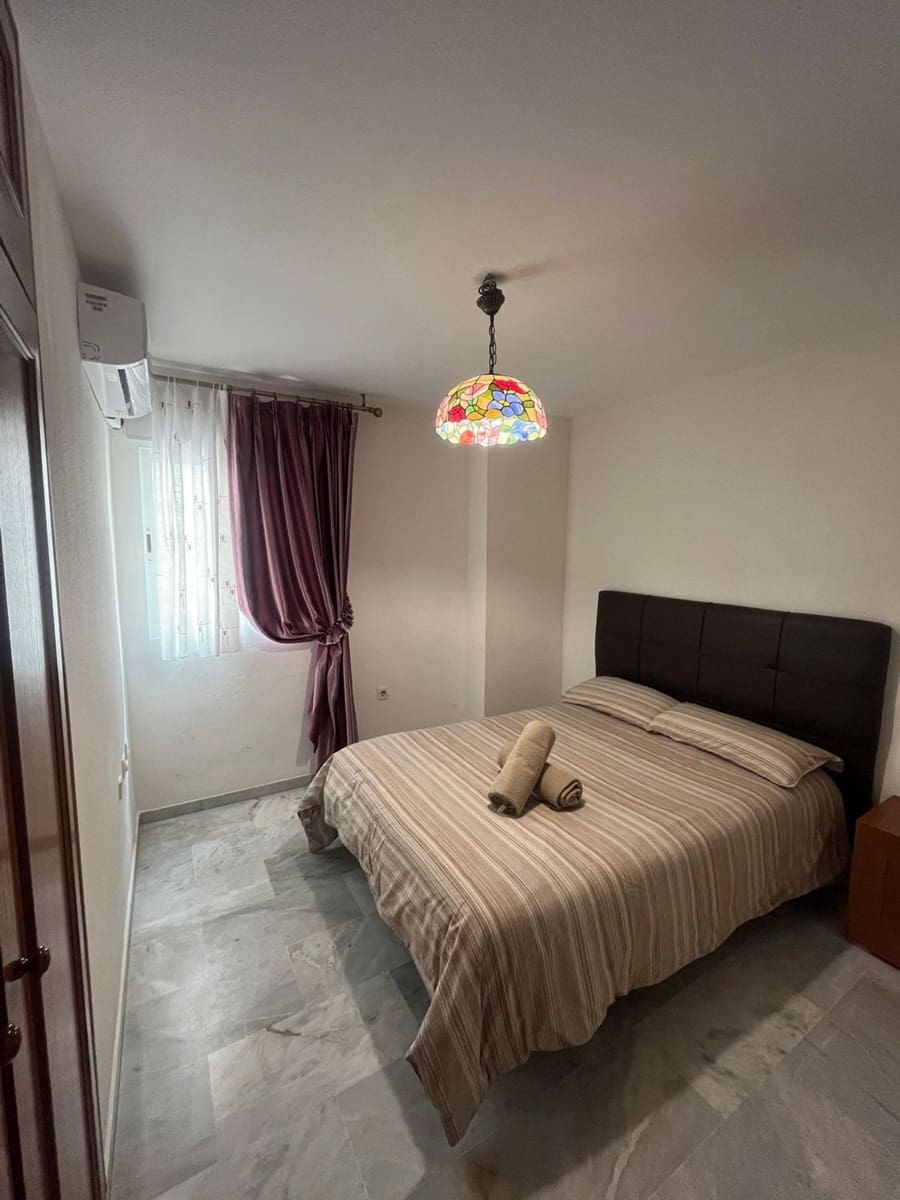 3 quarto Apartamento para arrendar em Marbella com piscina garagem - 2 100 € (Ref: 9690115)