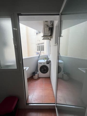 3 quarto Apartamento para arrendar em Los Jardines de Marbella - La Ermita, Marbella com piscina garagem - 2 100 € (Ref: 9690115)