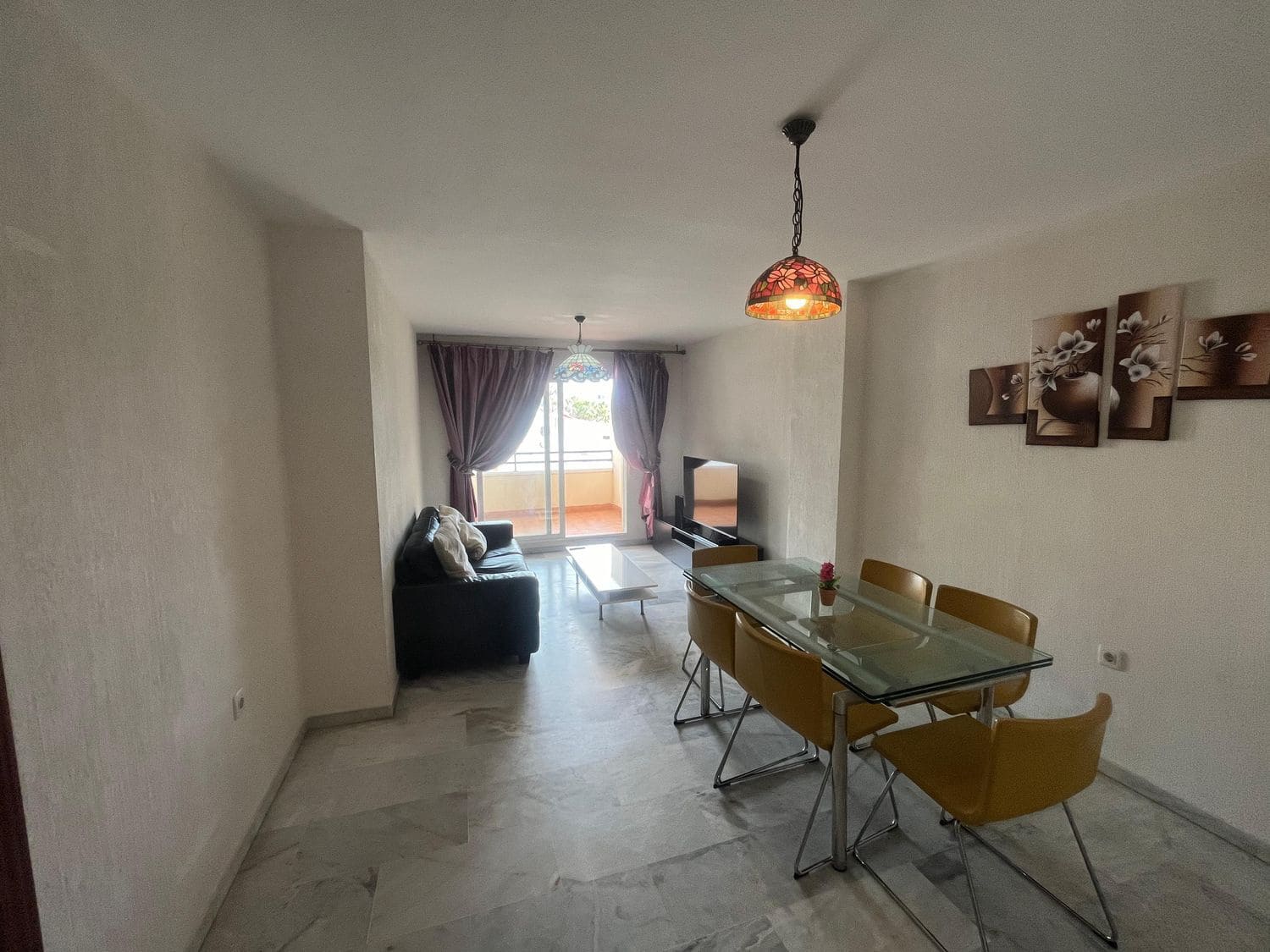 3 quarto Apartamento para arrendar em Marbella com piscina garagem - 2 100 € (Ref: 9690115)