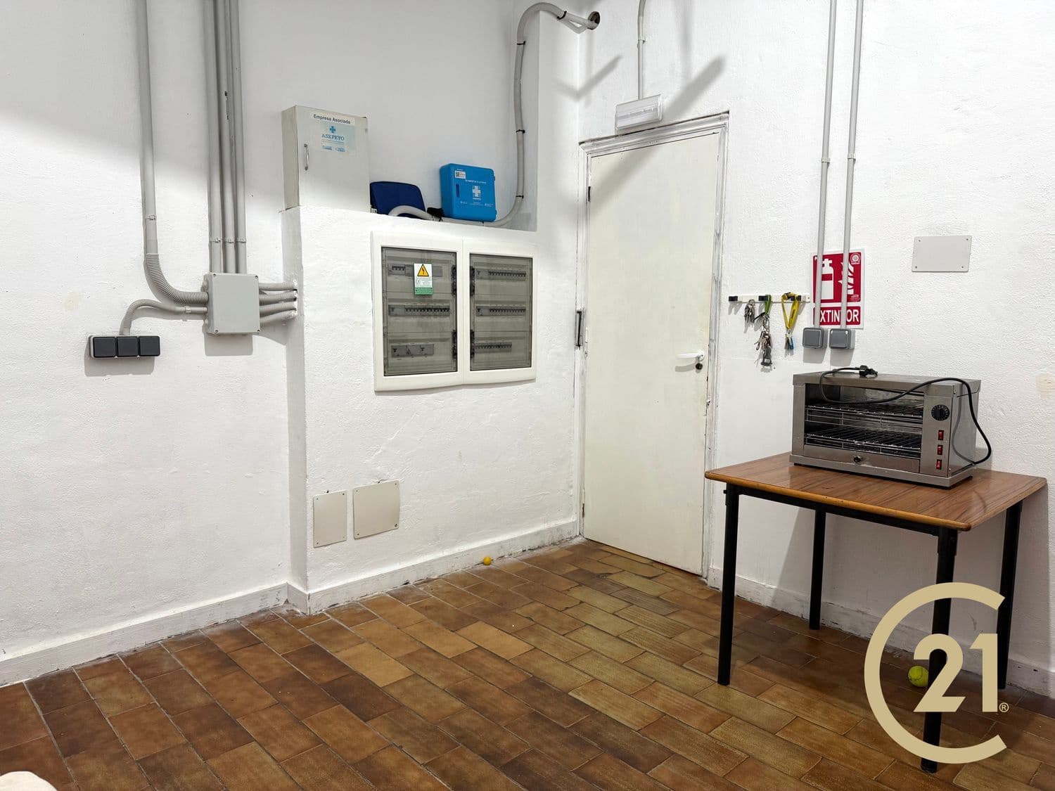 Commerciale in vendita in Marbella - 599.000 € (Rif: 9714370)