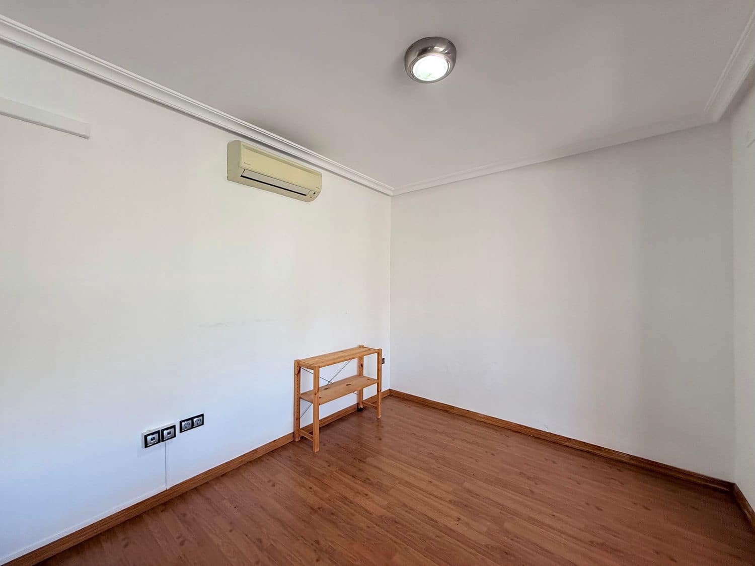 Escritório para arrendar em Marbella - 1 600 € (Ref: 9719400)