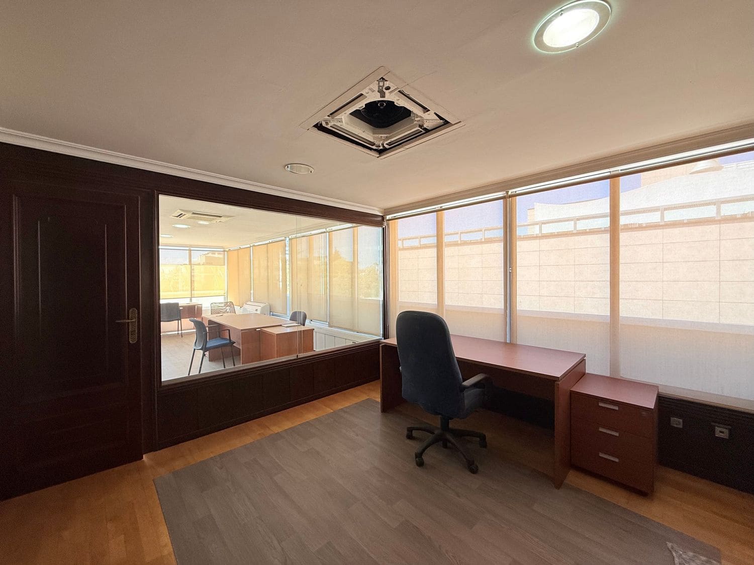 Escritório para arrendar em Marbella - 1 600 € (Ref: 9719400)