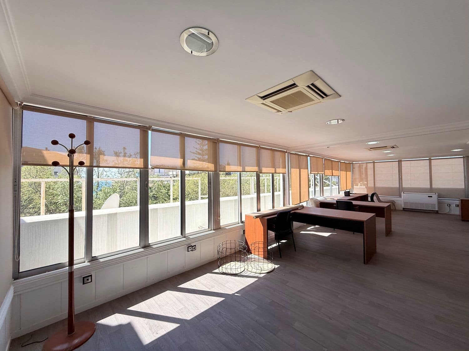 Escritório para arrendar em Marbella - 1 600 € (Ref: 9719400)