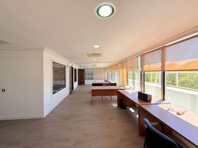 Toimisto vuokrattavana paikassa Casco Antiguo, Marbella - 1 600 € (Ref: 9719400)