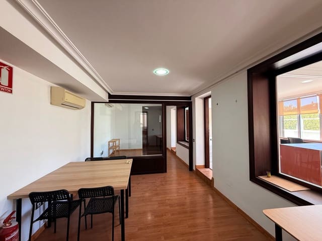 Toimisto vuokrattavana paikassa Casco Antiguo, Marbella - 1 600 € (Ref: 9719400)