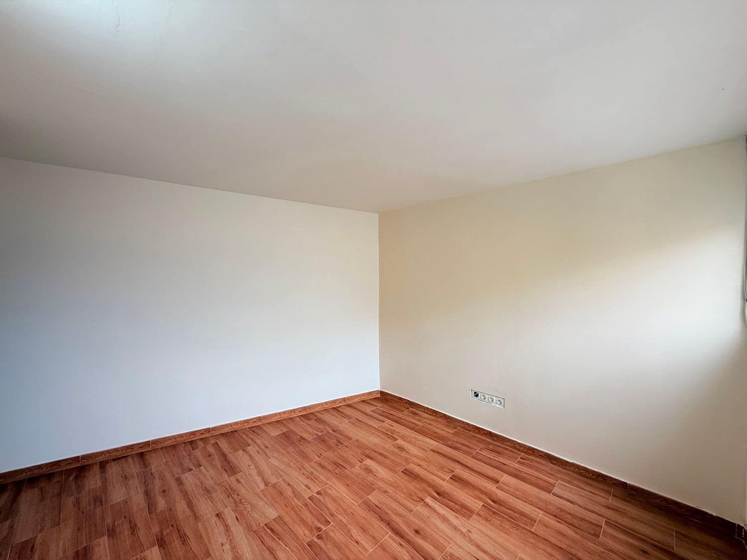 Office for rent in Marbella - € 1,800 (Ref: 9719401)