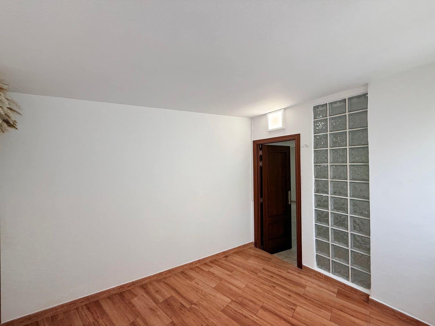 Office for rent in Marbella - € 1,800 (Ref: 9719401)