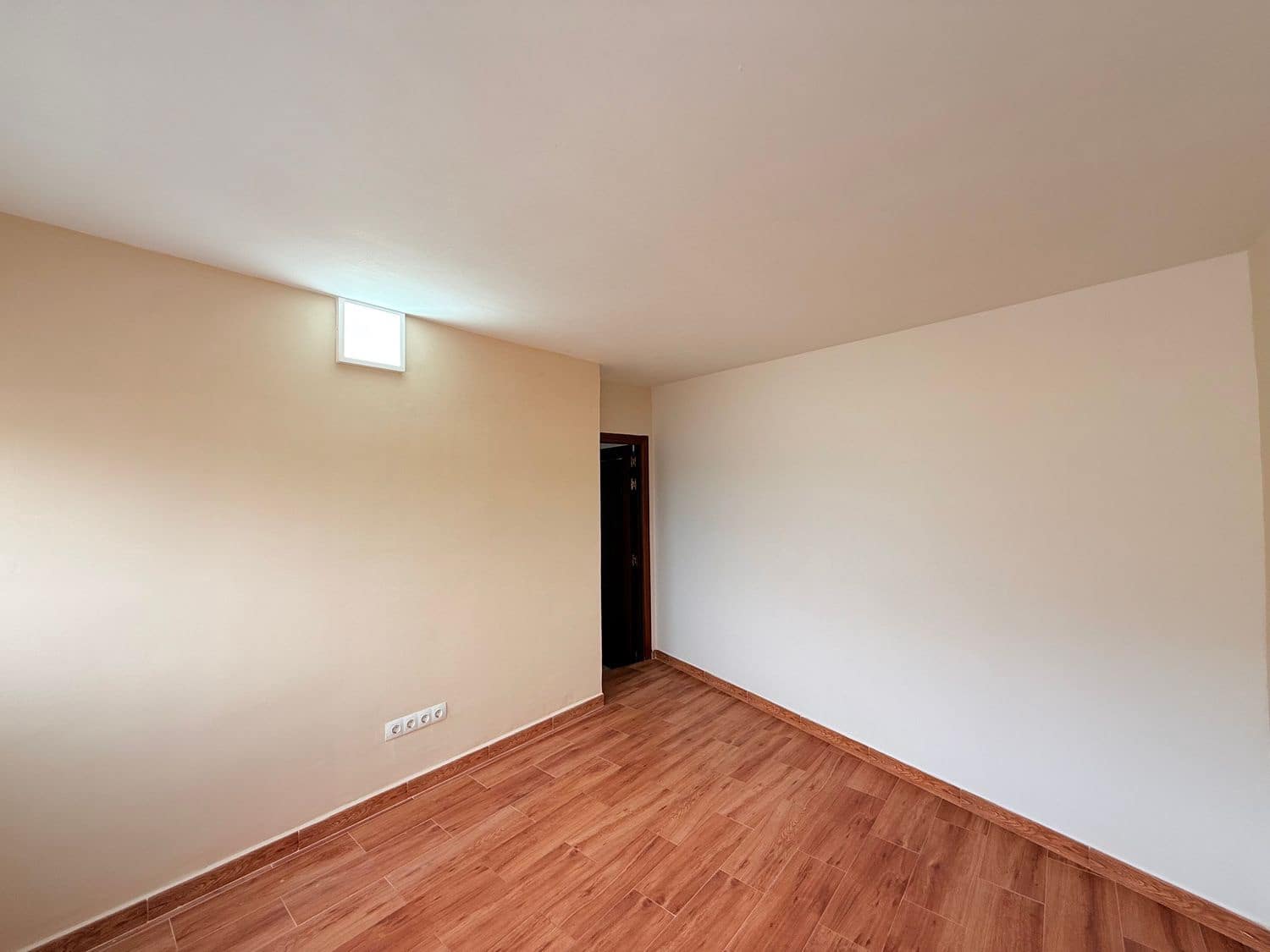 Office for rent in Marbella - € 1,800 (Ref: 9719401)
