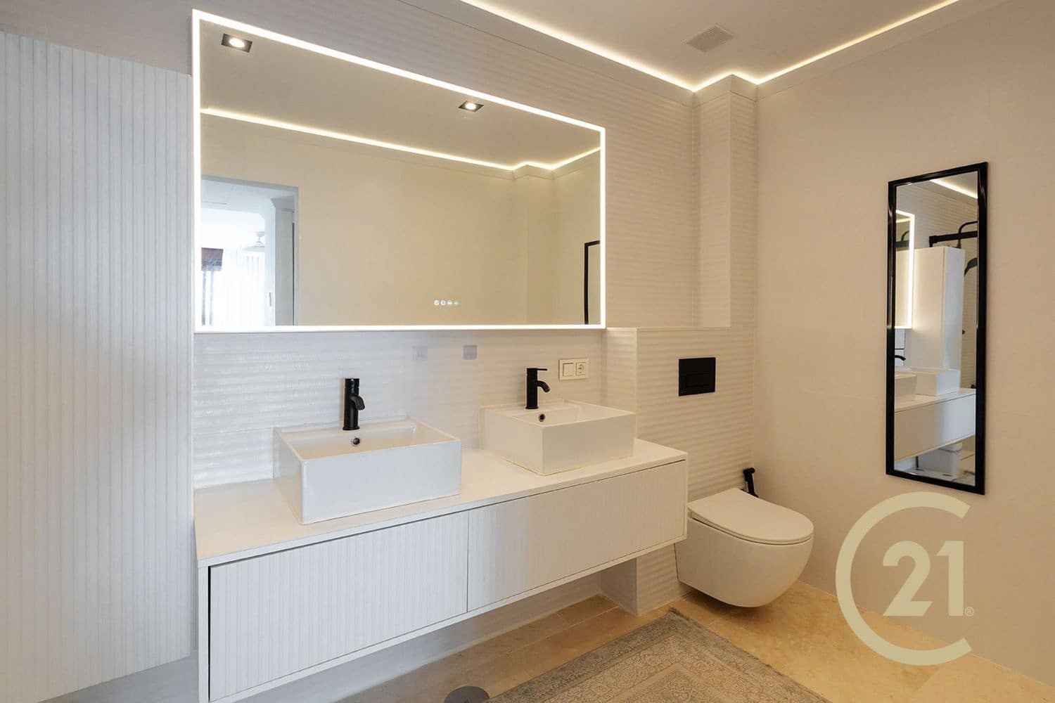 3 quarto Casa em Banda para venda em La Mairena com piscina garagem - 540 000 € (Ref: 9729213)