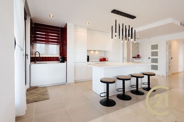 3 sypialnia Dom na sprzedaż w La Mairena, Ojen z basenem garażem - 540 000 € (Ref: 9729213)