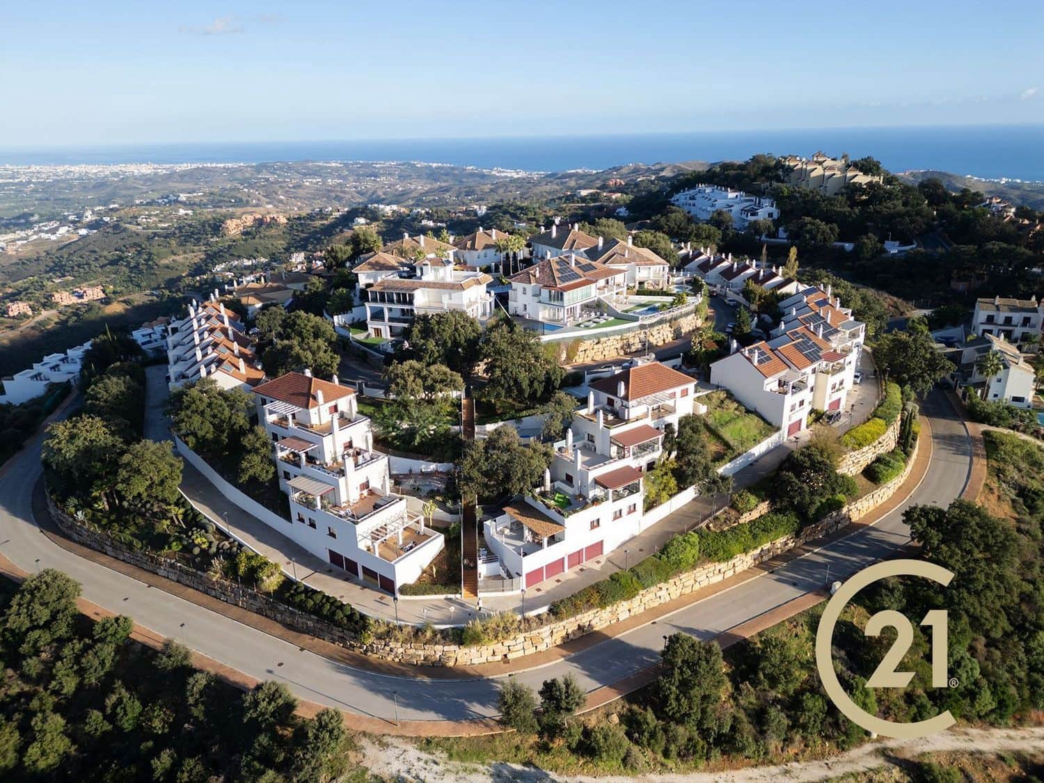 3 quarto Casa em Banda para venda em La Mairena com piscina garagem - 540 000 € (Ref: 9729213)