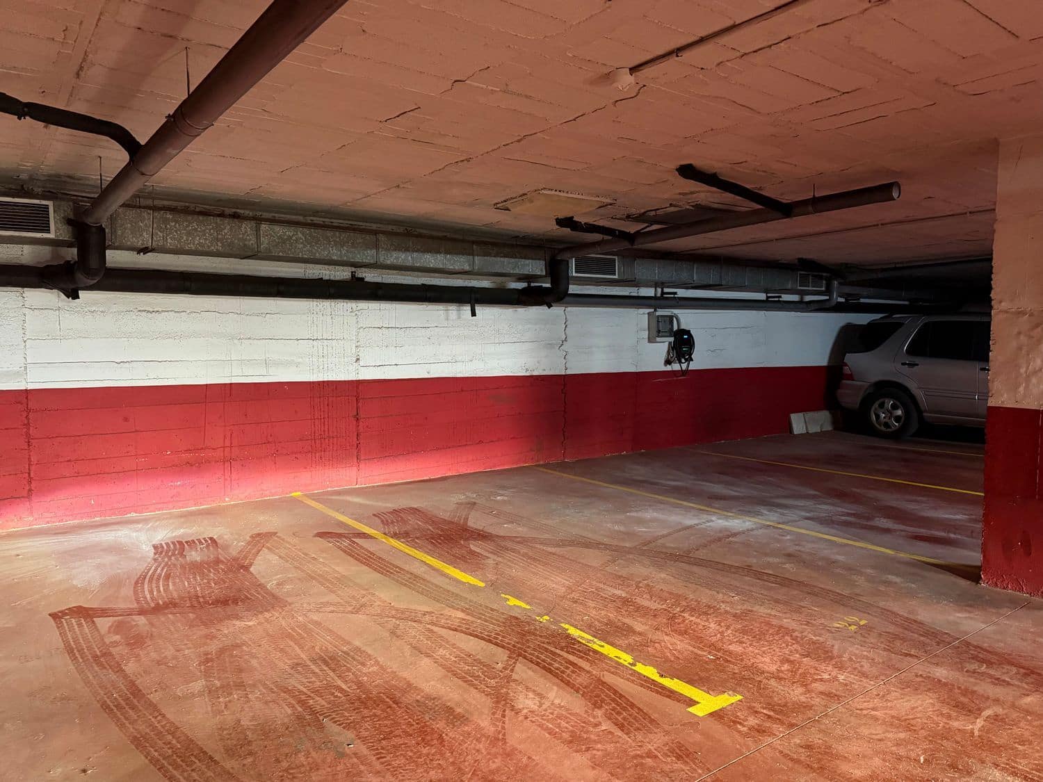 Office for rent in Marbella - € 4,000 (Ref: 9731623)