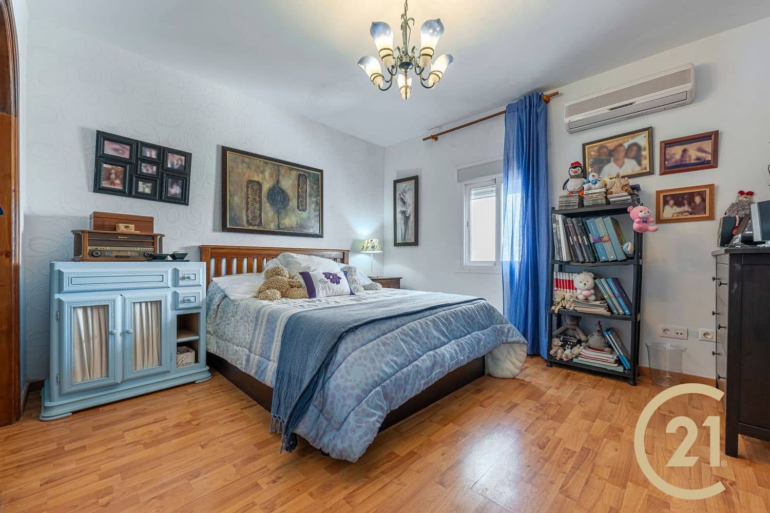 2 bedroom Apartment for sale in Ojen with garage - € 300,000 (Ref: 9731624)