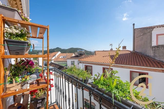 Apartamento de 2 habitaciones en Ojen en venta con garaje - 300.000 € (Ref: 9731624)