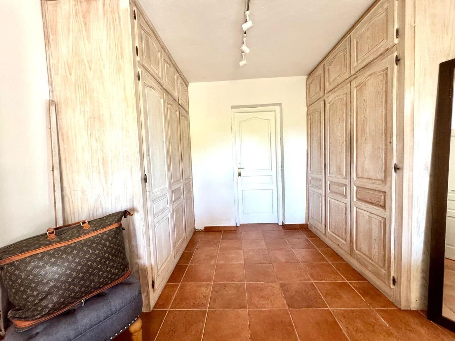 2 sypialnia Willa do wynajęcia w San Pedro de Alcantara z basenem garażem - 3 500 € (Ref: 9751508)