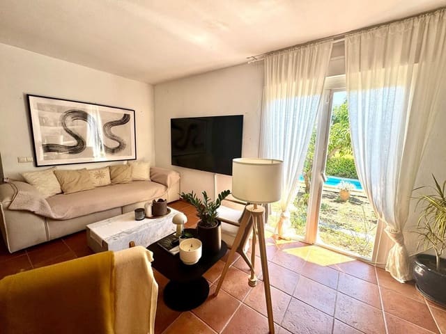 2 sypialnia Willa do wynajęcia w Guadalmina Alta, Marbella z basenem garażem - 3 500 € (Ref: 9751508)
