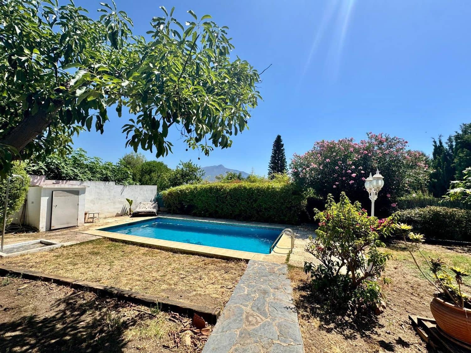 2 sypialnia Willa do wynajęcia w San Pedro de Alcantara z basenem garażem - 3 500 € (Ref: 9751508)