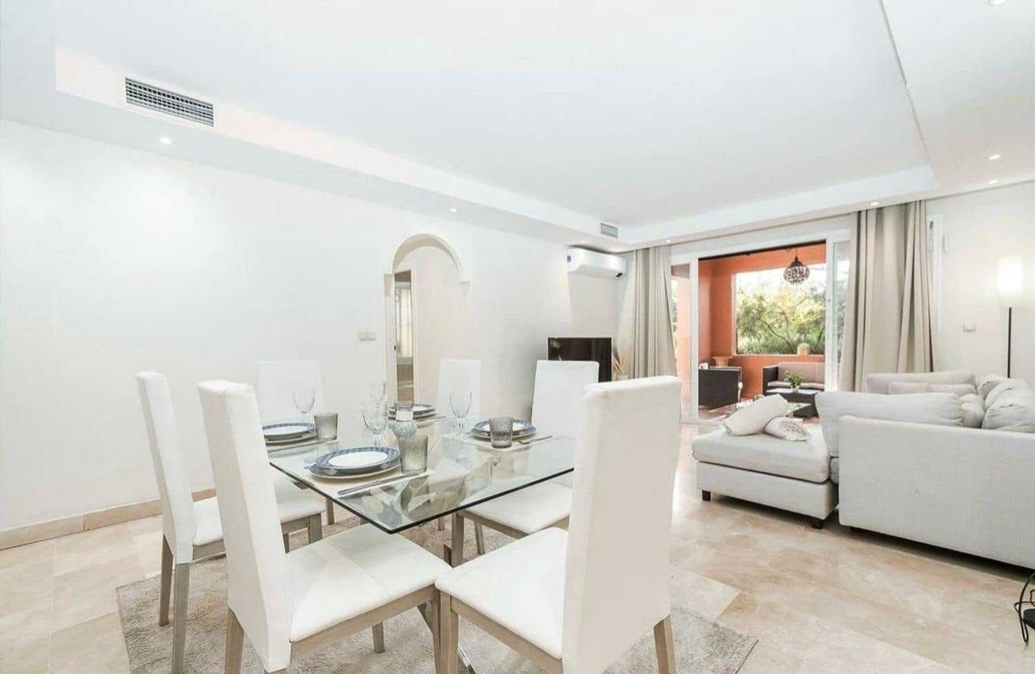 4 sovrum Lägenhet att hyra i Marbella med pool garage - 3 750 € (Ref: 9761610)