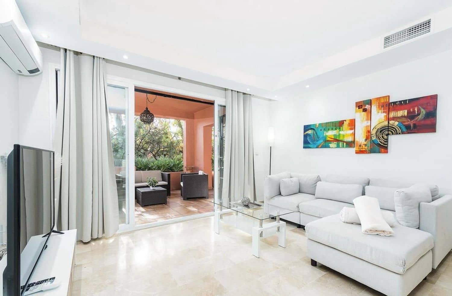 4 sovrum Lägenhet att hyra i Marbella med pool garage - 3 750 € (Ref: 9761610)