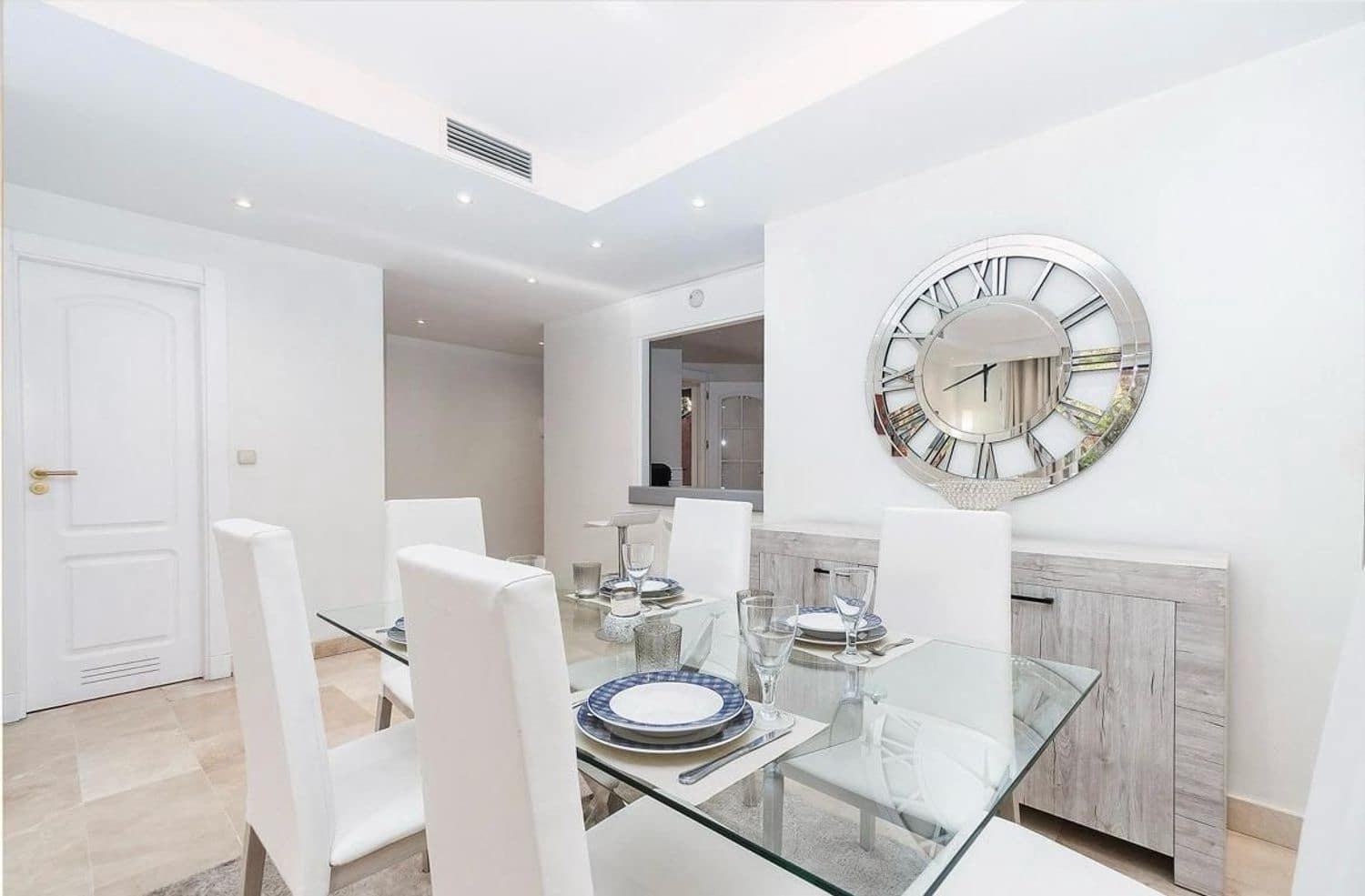 4 sovrum Lägenhet att hyra i Marbella med pool garage - 3 750 € (Ref: 9761610)