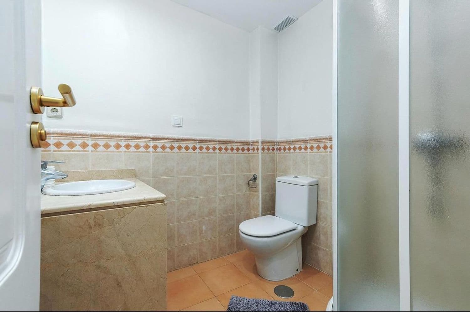 4 sovrum Lägenhet att hyra i Marbella med pool garage - 3 750 € (Ref: 9761610)