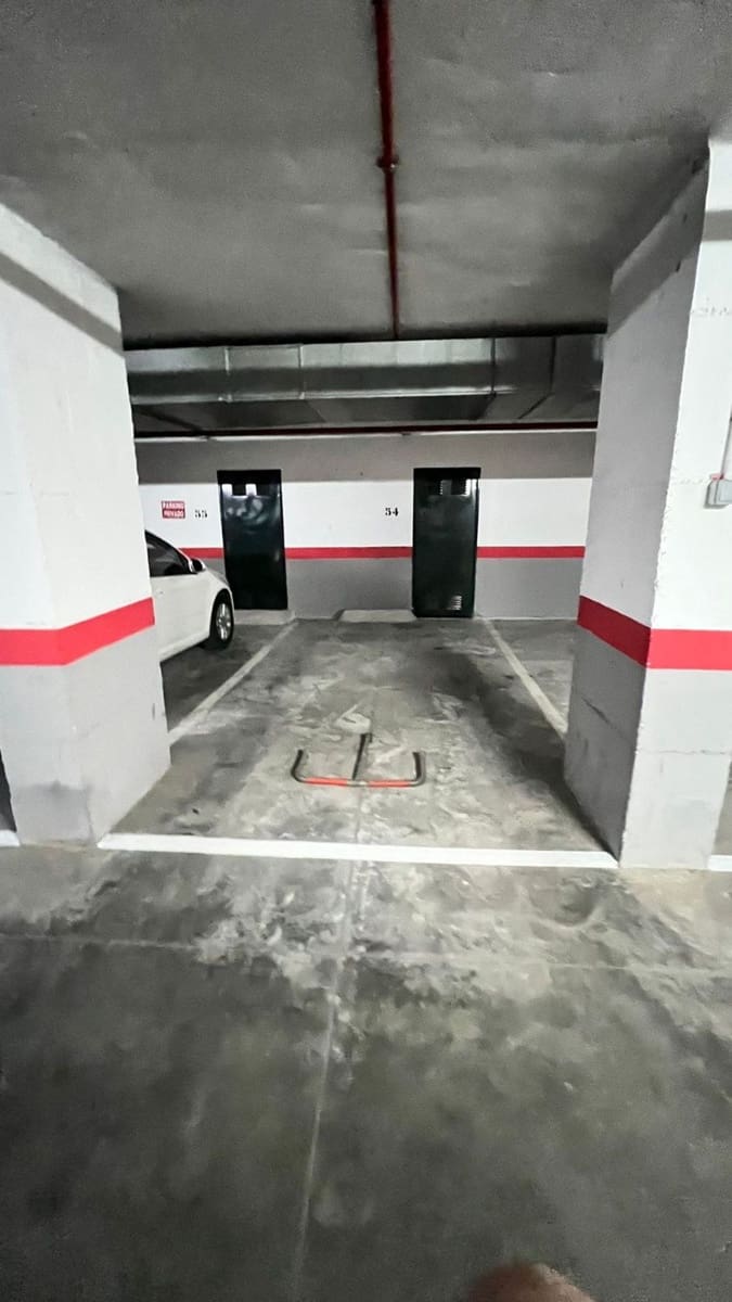 3 sovrum Lägenhet att hyra i Marbella med pool garage - 2 000 € (Ref: 9815661)