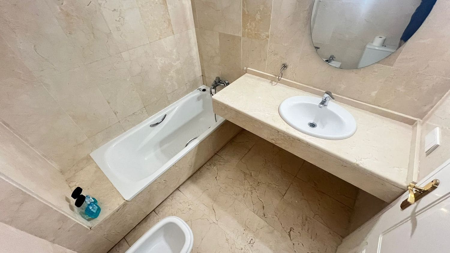 3 sovrum Lägenhet att hyra i Marbella med pool garage - 2 000 € (Ref: 9815661)