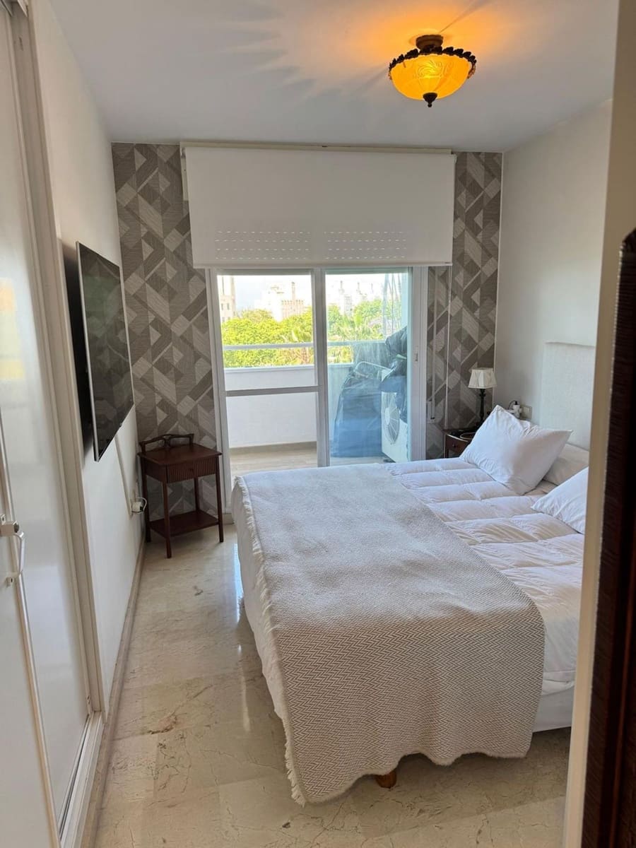 3 slaapkamer Appartement te huur in Marbella met zwembad garage - € 2.400 (Ref: 9824548)