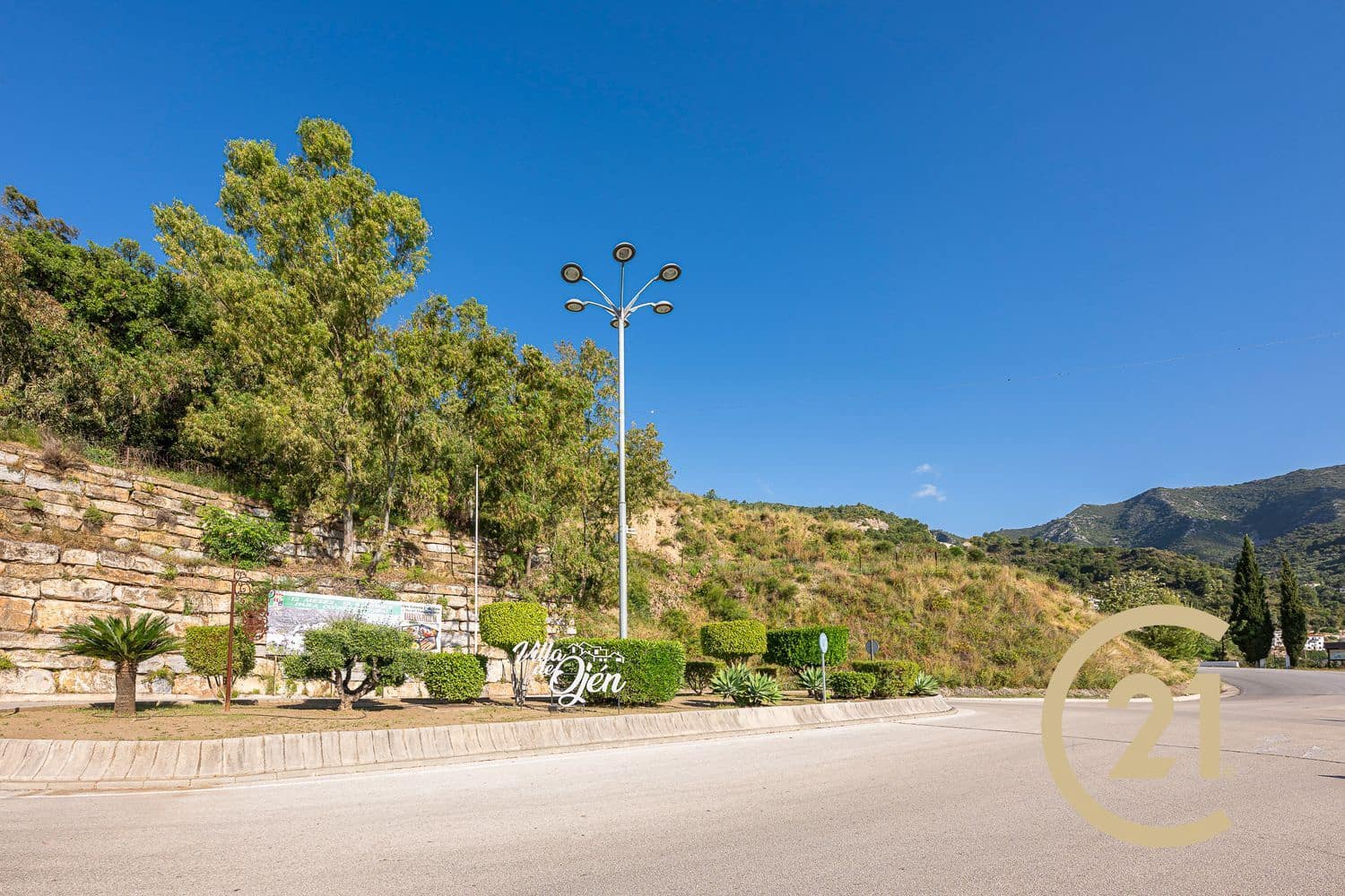 2 sovrum Finca/Hus på landet till salu i Ojen med pool garage - 265 000 € (Ref: 9861472)