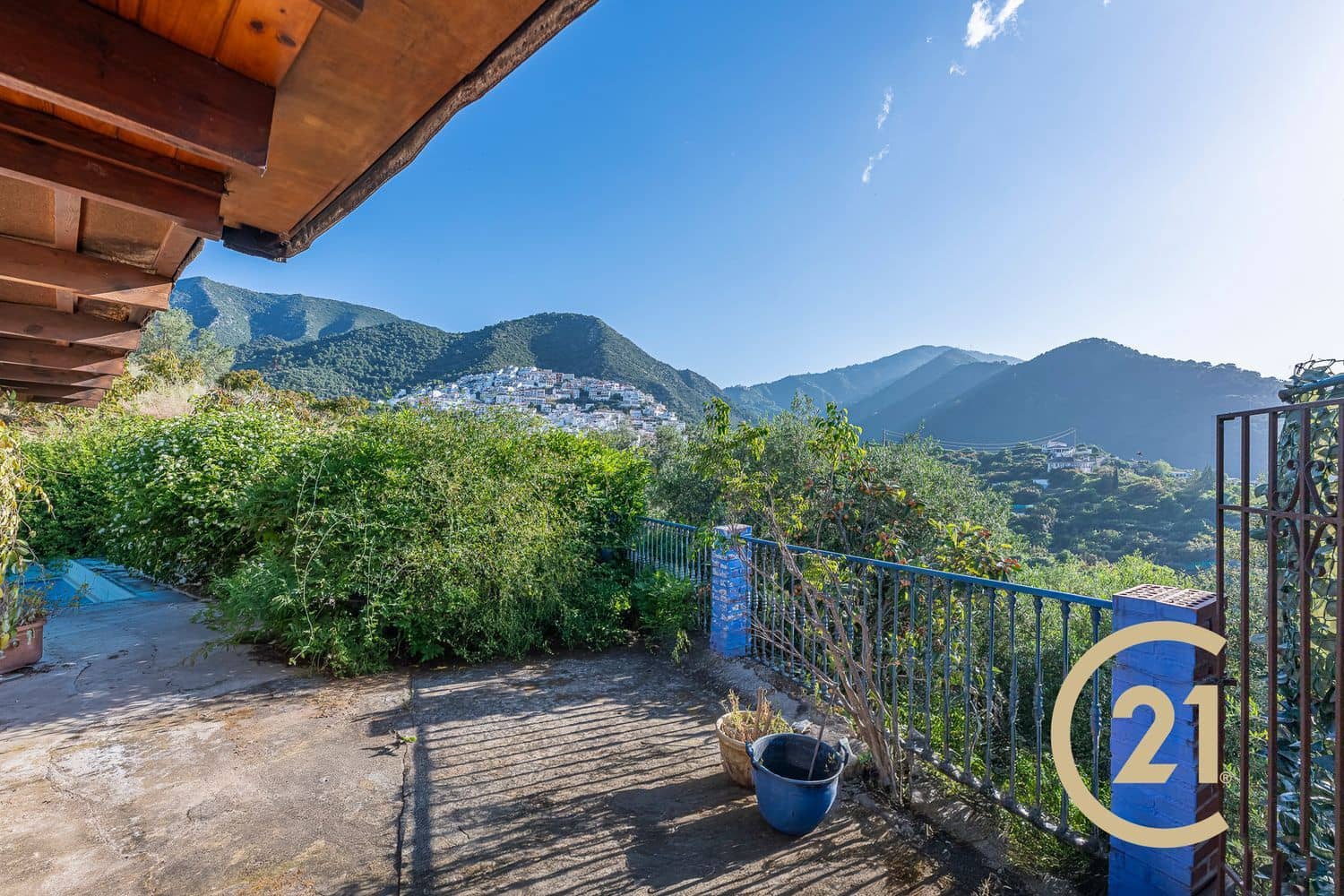 2 sovrum Finca/Hus på landet till salu i Ojen med pool garage - 265 000 € (Ref: 9861472)