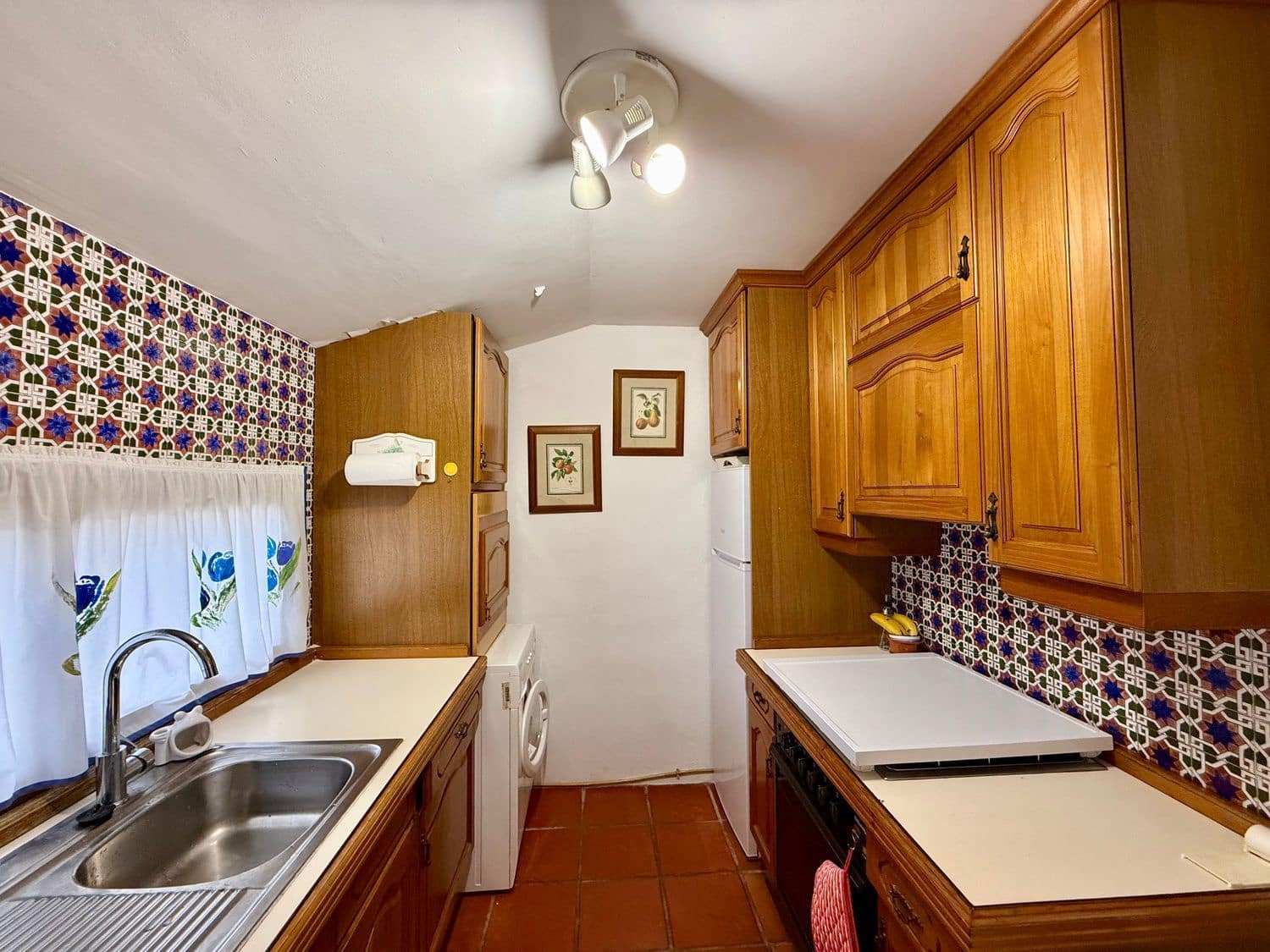 2 soveværelse Byhus til leje i Marbella med swimmingpool garage - € 4.500 (Ref: 9864720)