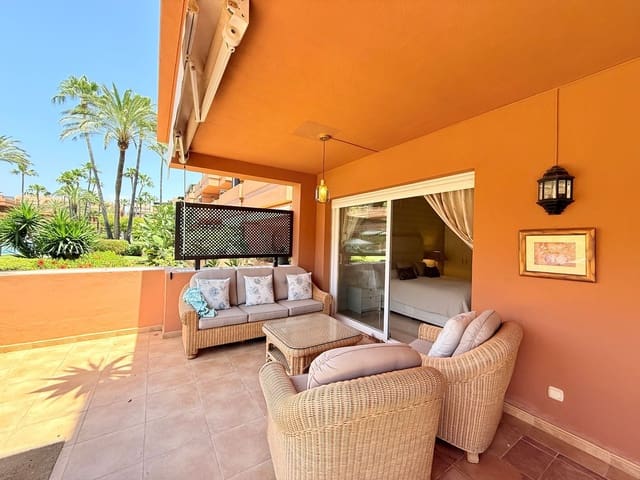 2 camera da letto Appartamento da affittare in Puerto Banus, Marbella con piscina garage - 3.900 € (Rif: 9889686)