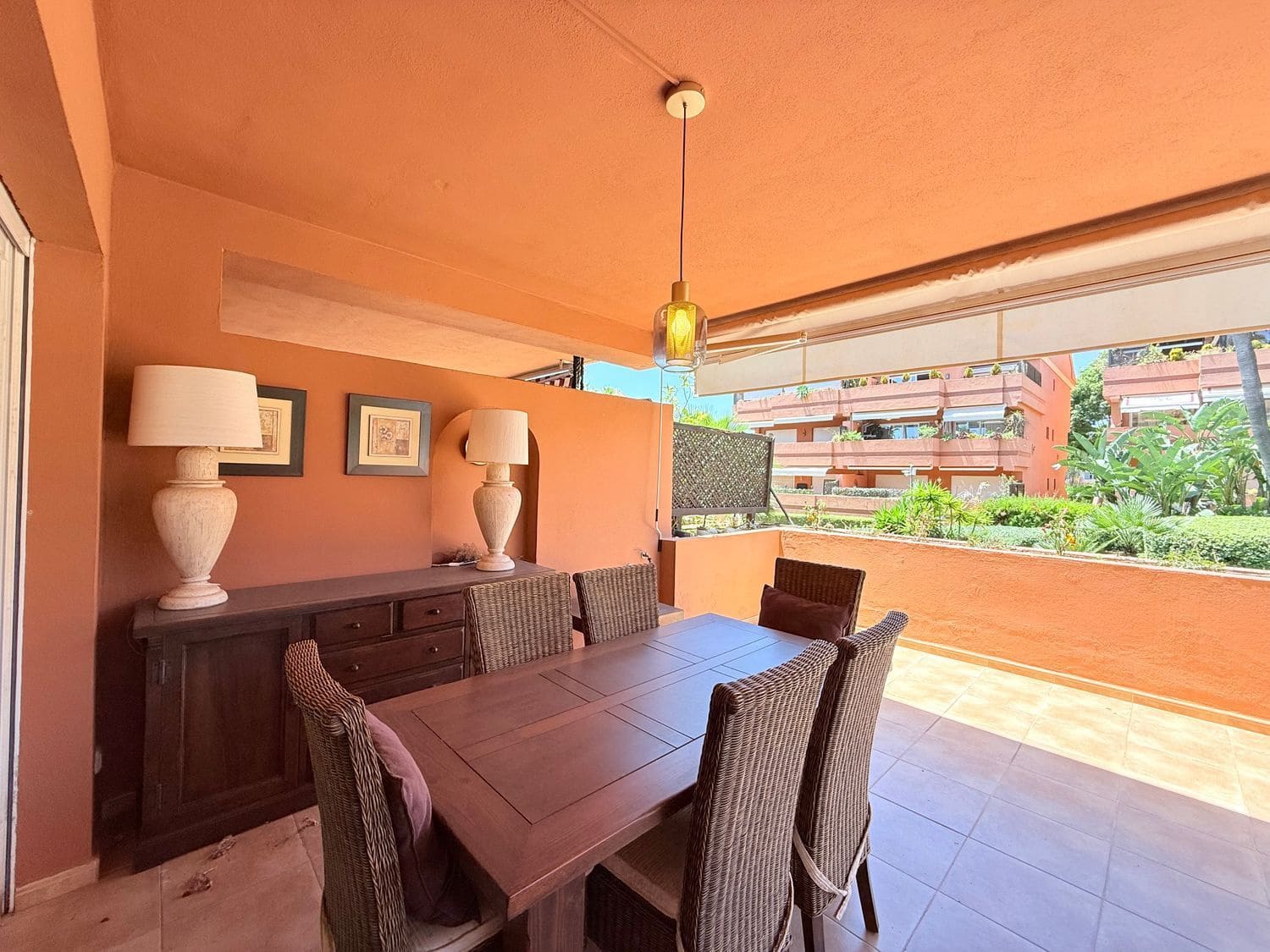 2 camera da letto Appartamento da affittare in Puerto Banus con piscina garage - 3.900 € (Rif: 9889686)