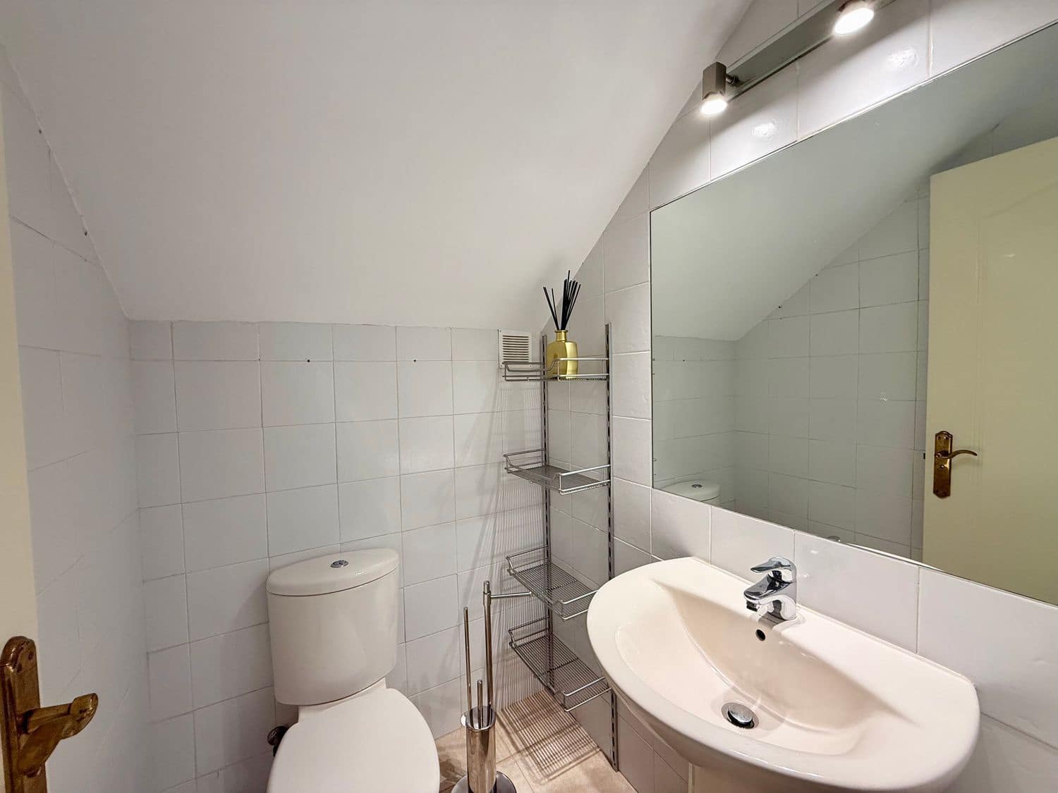 4 soverom Leilighet til leie i Puerto Banus med svømmebasseng garasje - € 4 500 (Ref: 9891548)