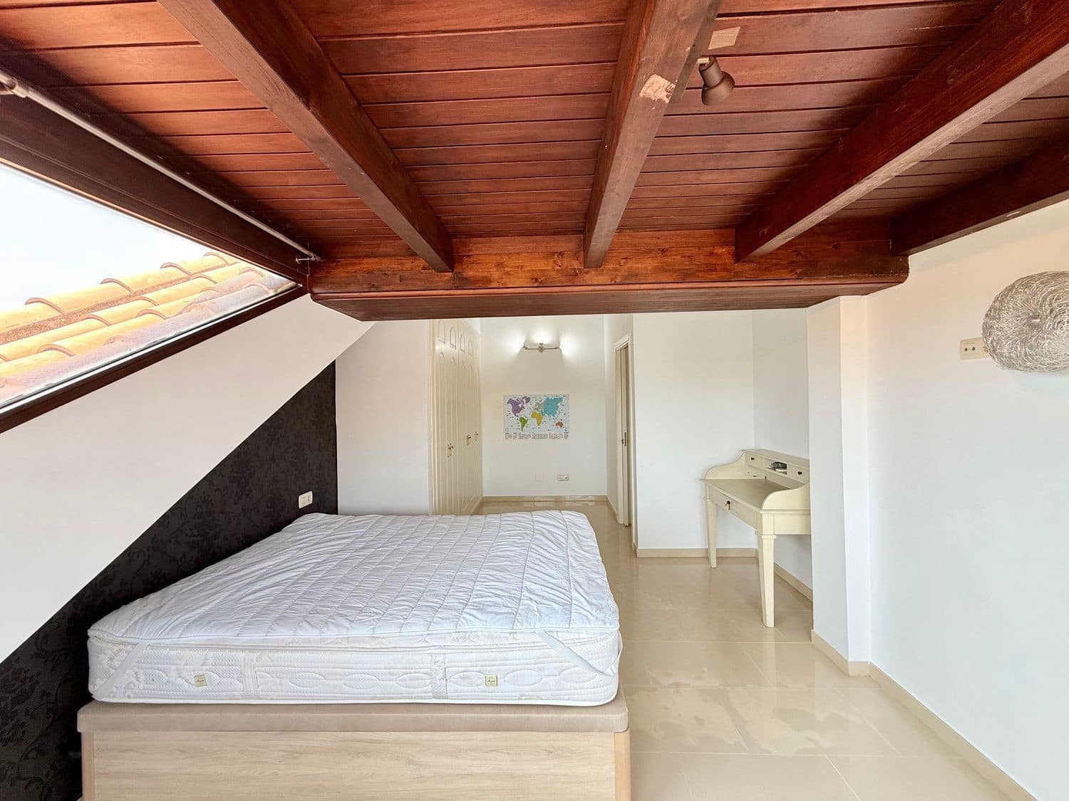 4 soverom Leilighet til leie i Puerto Banus med svømmebasseng garasje - € 4 500 (Ref: 9891548)