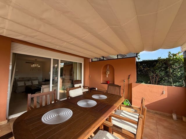 4 sovrum Lägenhet att hyra i Puerto Banus, Marbella med pool garage - 4 000 € (Ref: 9891548)