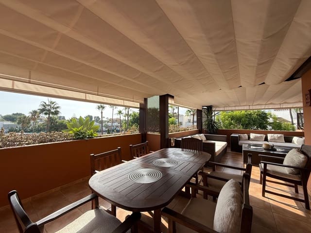 4 sovrum Lägenhet att hyra i Puerto Banus, Marbella med pool garage - 4 000 € (Ref: 9891548)