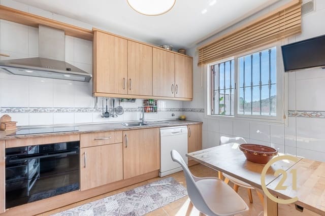4 camera da letto Casa in vendita in Bello Horizonte - Lindasol, Marbella - 545.000 € (Rif: 9893788)
