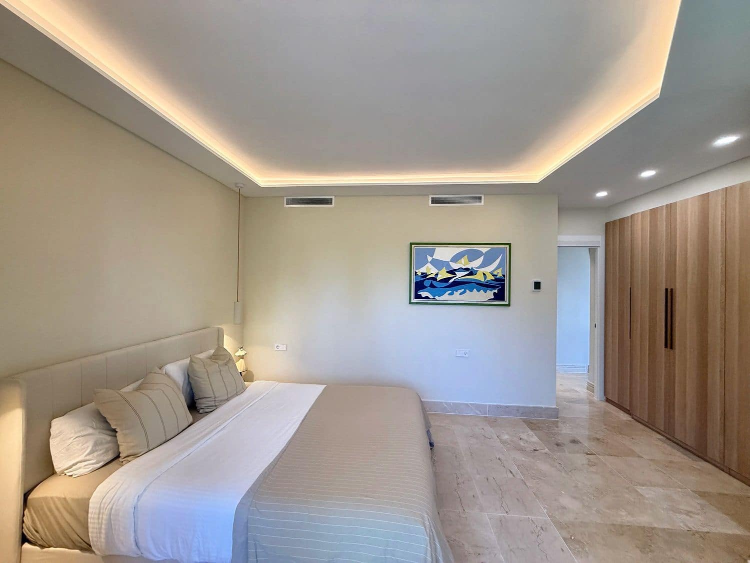 4 Zimmer Apartment zu vermieten in San Pedro de Alcantara mit Garage - 3.500 € (Ref: 9909951)
